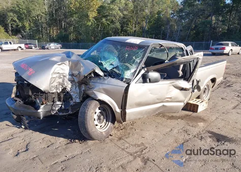 2003 Chevrolet S-10 from USA, damaged, VIN 1GCCS19H938260392